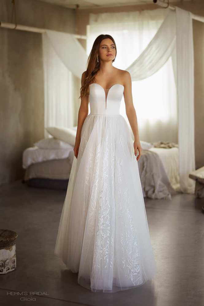 Herm's Bridal: Gioia (Size 12)