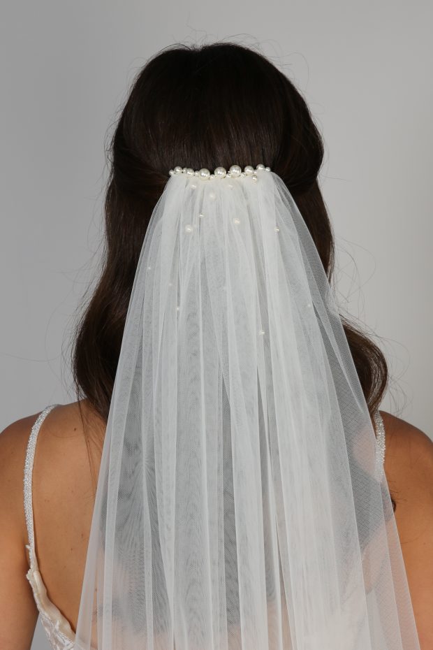 PEARL COMB VEIL
