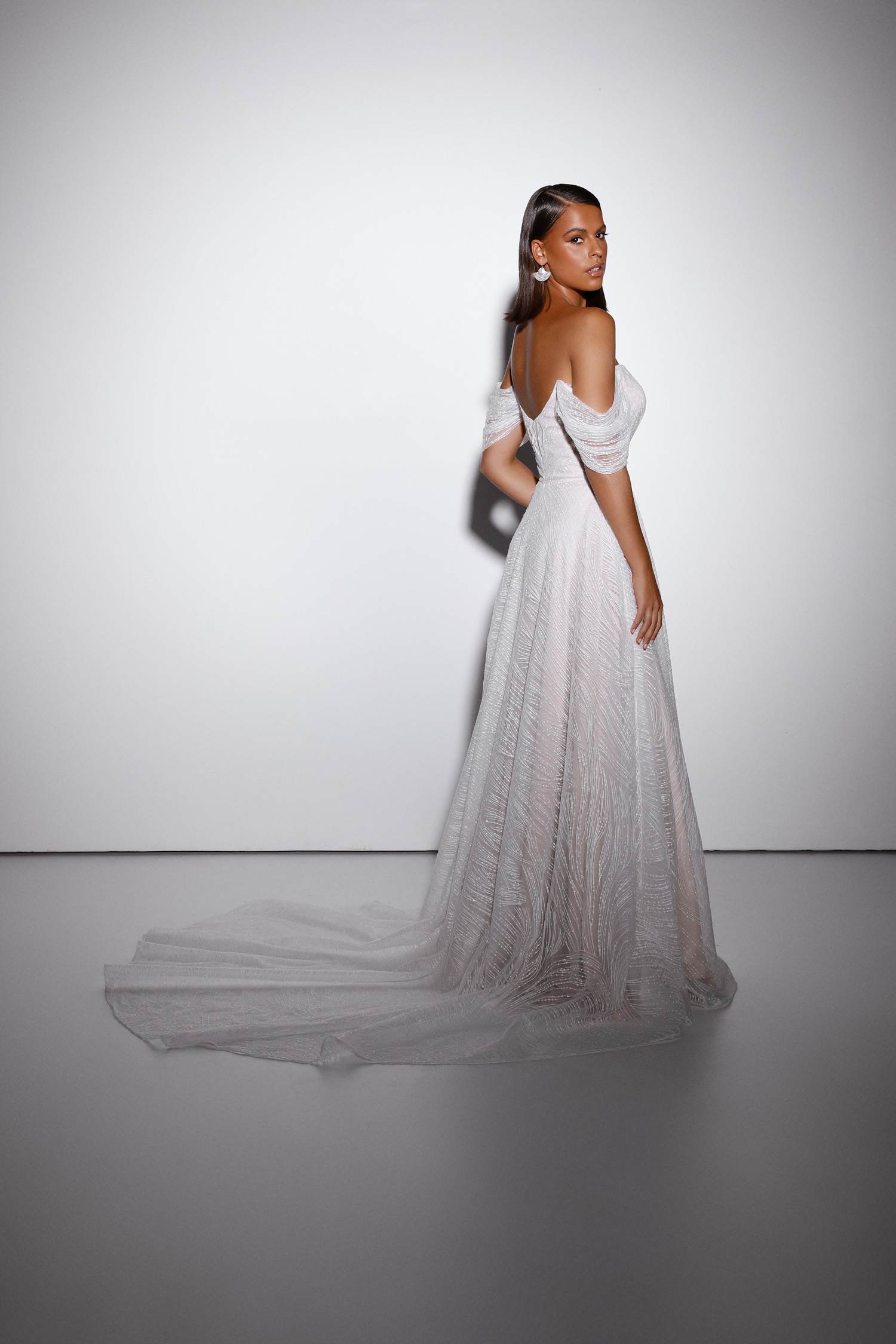 Elodie by Evie Young - Image 3