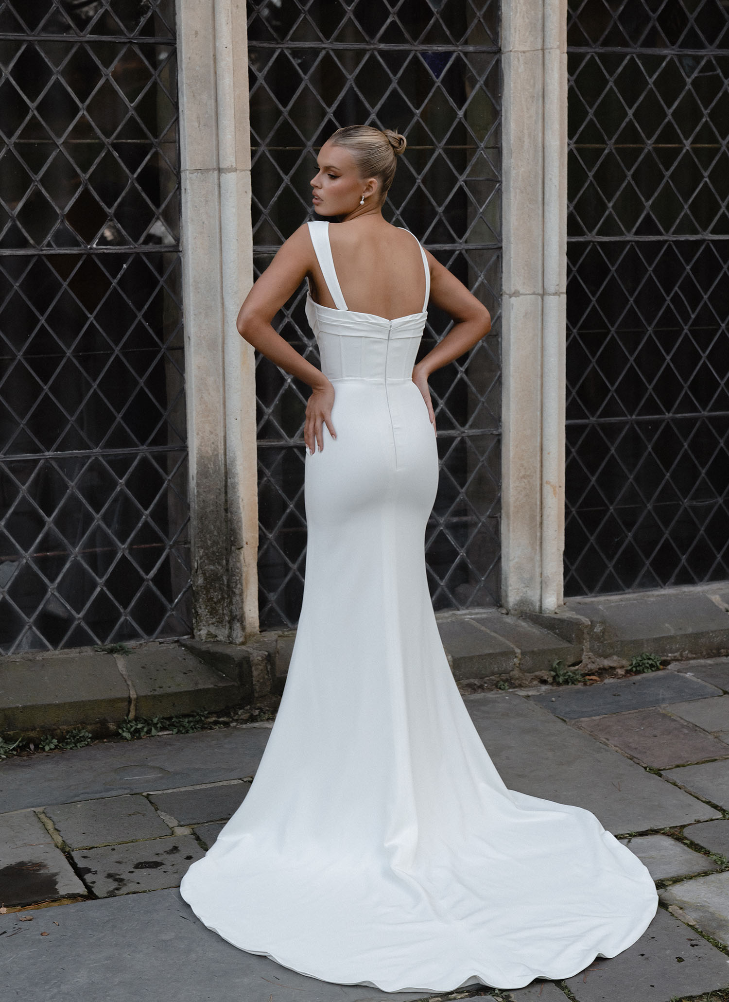 Masen by Evie Young Size 8 - Image 3