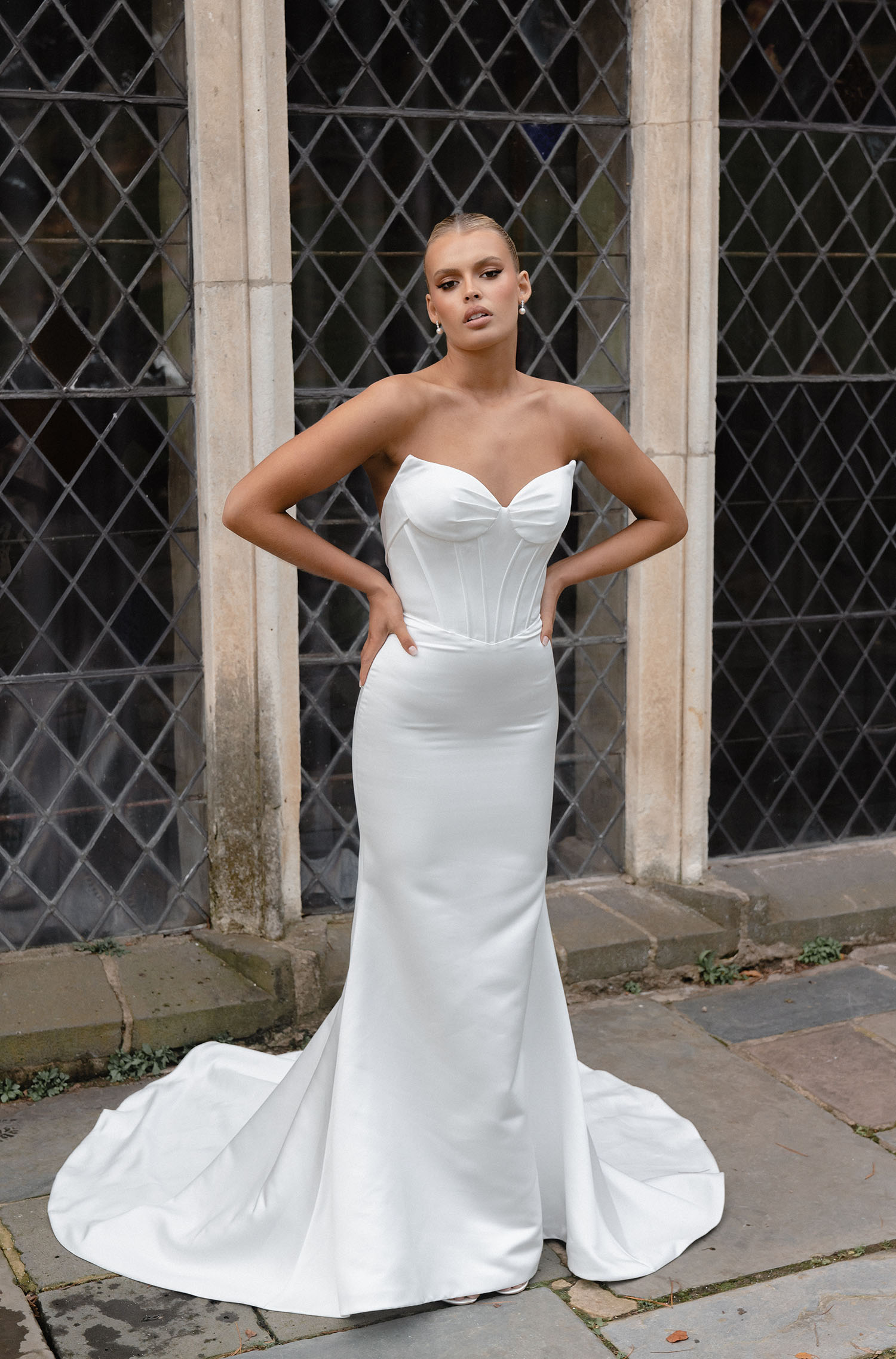 Nolan by Evie Young Size 8 - Image 4