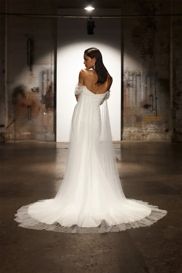 Nina by Evie Young size 10 - Image 2