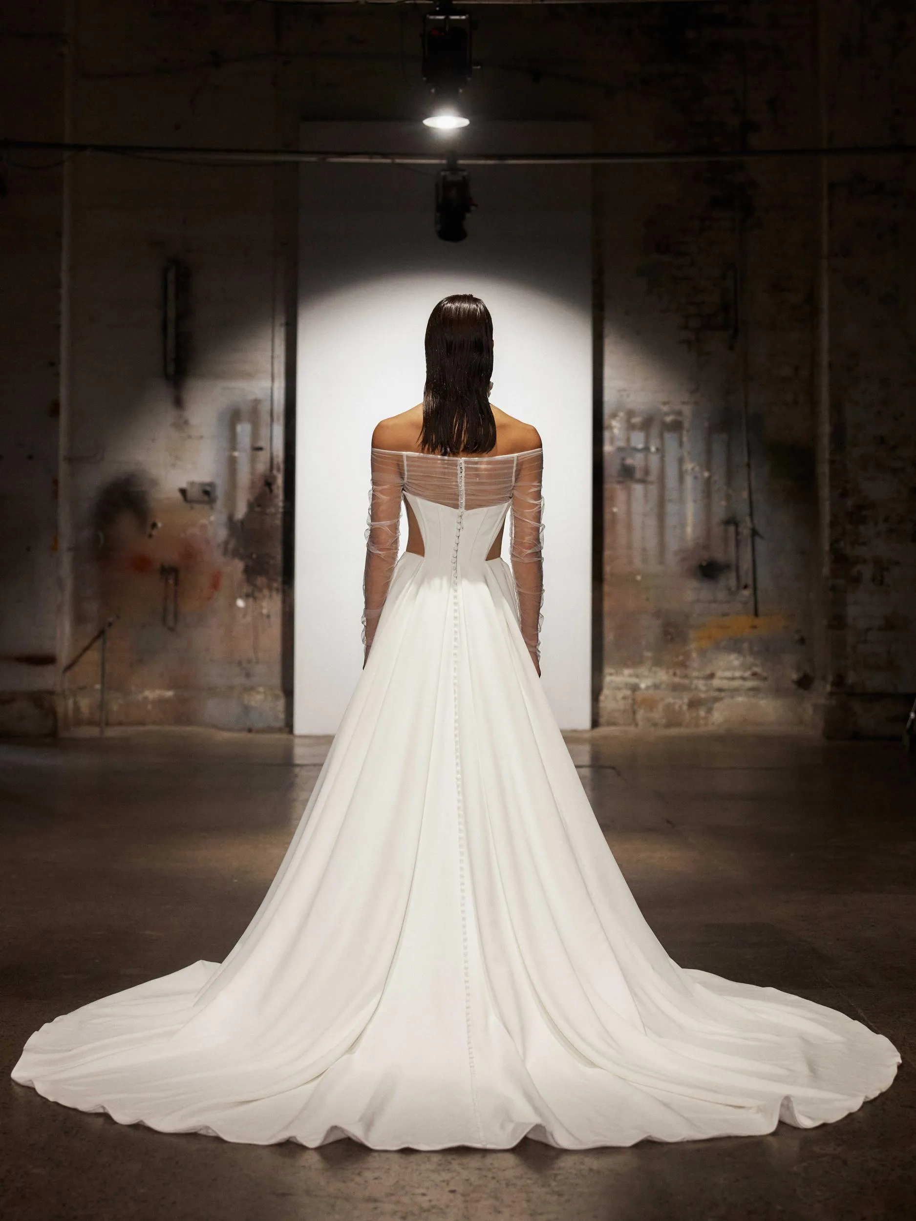 Evie Young: Ari (Size 12) - Image 2